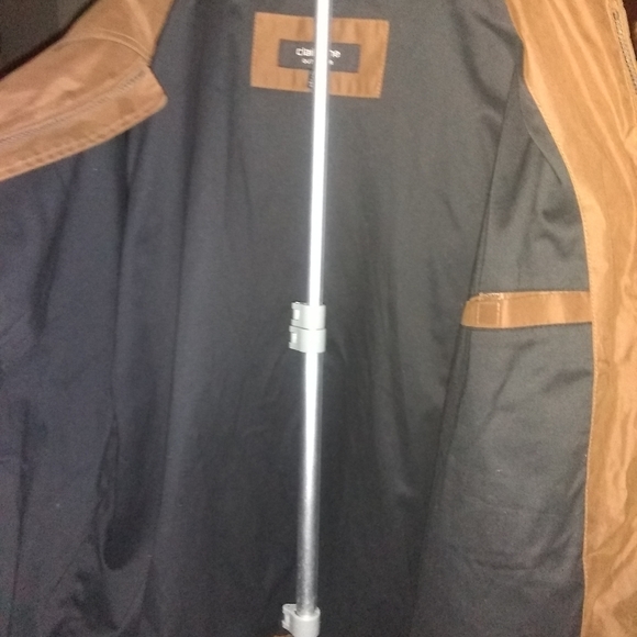 Men's Jacket - Picture 3 of 8